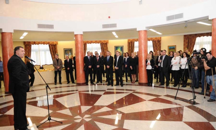 Dodik: Srpska politički, institucionalno i bezbjednosno stabilna