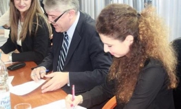 Potpisani ugovori sa nova 84 studenta