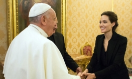 Anđelina Džoli sa papom gledala svoj novi film