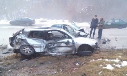 Poginula dvojica mladića, jedan teško povrijeđen