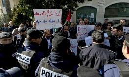 Palestinci bacali jaja na konvoj kanadskog šefa diplomatije
