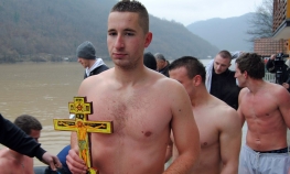 Radomir Krstić prvi stigao do Časnog krsta
