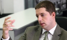 Đurić: Napadi Tačija i Mustafe dokaz da Vučić štiti interese ...