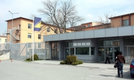 Primaju plate iz donacija