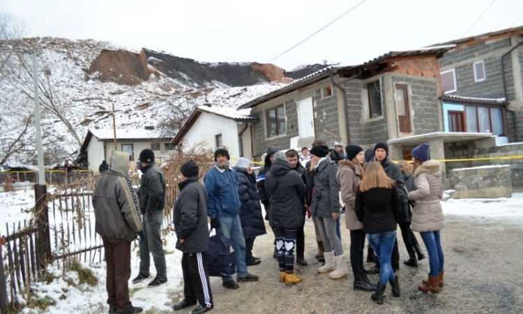 Kakanj: Iz područja koje je zahvatilo klizište evakuisano još šest porodica