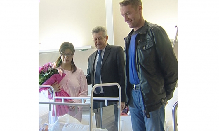Gradonačelnik darovao prvorođenu bebu u ovoj godini