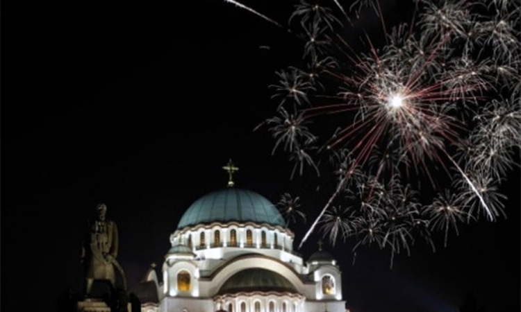 Doček na trgovima, u Beogradu vatromet