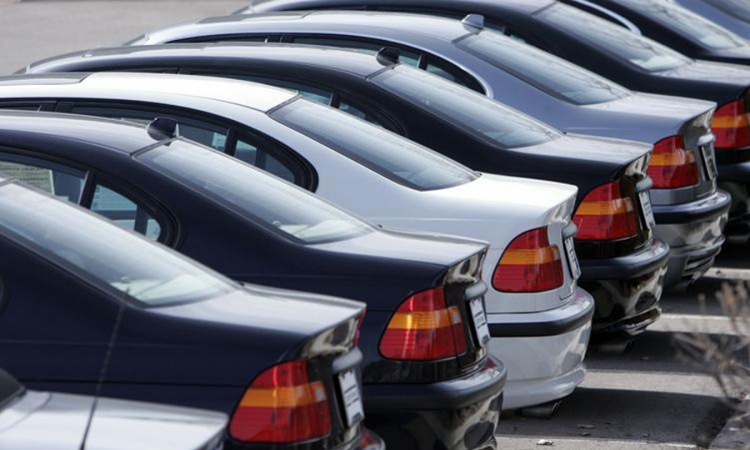 Prodaja automobila u Rusiji pala za 10 odsto