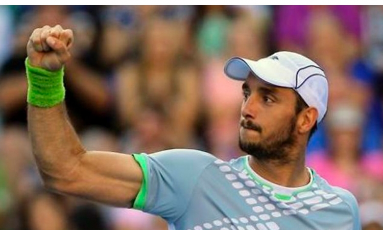 Troicki impresivno do titule u Sidneju