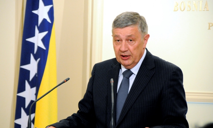 Radmanović: Ivanić "nasjeo" na priču iz Sarajeva