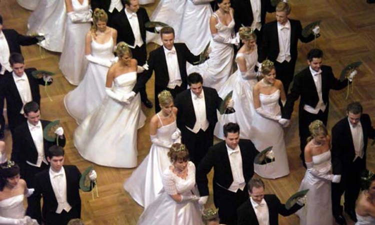 Ulaznica za Bečki bal u Banjaluci 170 evra
