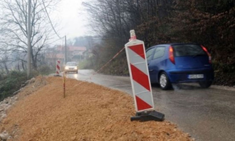 Klizišta oštetila saobraćajnice u banjalučkim naseljima
