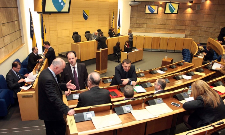 Na "bijelom hljebu" 46 poslanika 