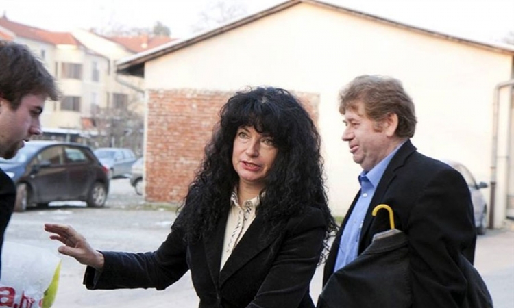 Zdravko Pevec u zatvor, Višnja radi za opšte dobro