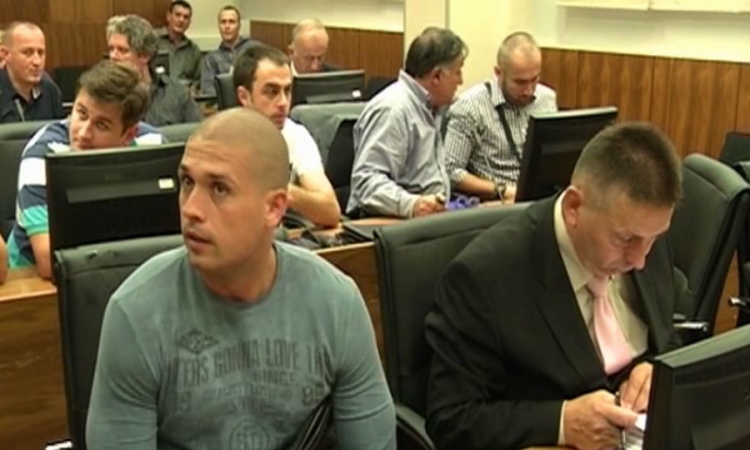 Falsifikovali zapisnike i unosili lažne podatke