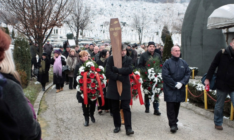 Kemu ispratili svi, od Vardara do Triglava    
