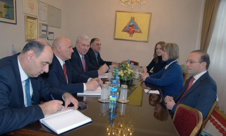 Francuska među rijetkim velikim zemljama s kojima Prijedor nema saradnju