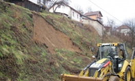 Klizište uništilo pogone vrijedne pola miliona KM