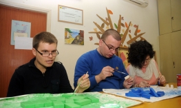 Kroz rad uče da dijele