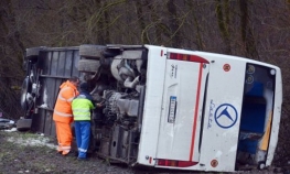 Prevrnuo se Lastin autobus, 13 osoba povrijeđeno