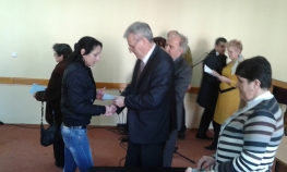 Stanove dobilo 12 porodica poginulih boraca i ratnih vojnih invalida