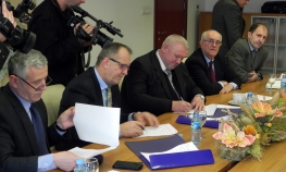 Ugovori o isporuci materijala za 20 korisnika u Srpskoj