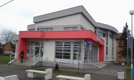 Podijeljene fotelje u Stanarima