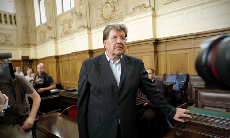 Igor Bavčar mora na operaciju    