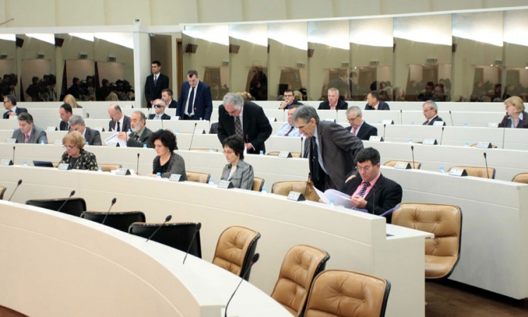 "Bijeli hljeb" i profesoru  i vlasniku ordinacije