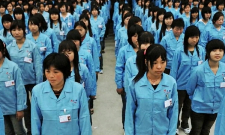 Japanska vlada primorava zaposlene na odmore