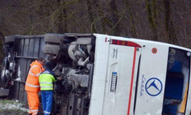 Troje putnika iz "Lastinog" autobusa ostaje na liječenju
