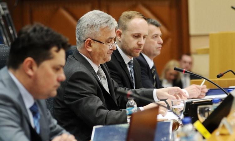 Usvojen Zakon o imovini i potraživanjima