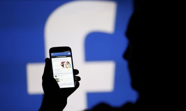 Do novca za klađenje preko lažnog Facebooka   