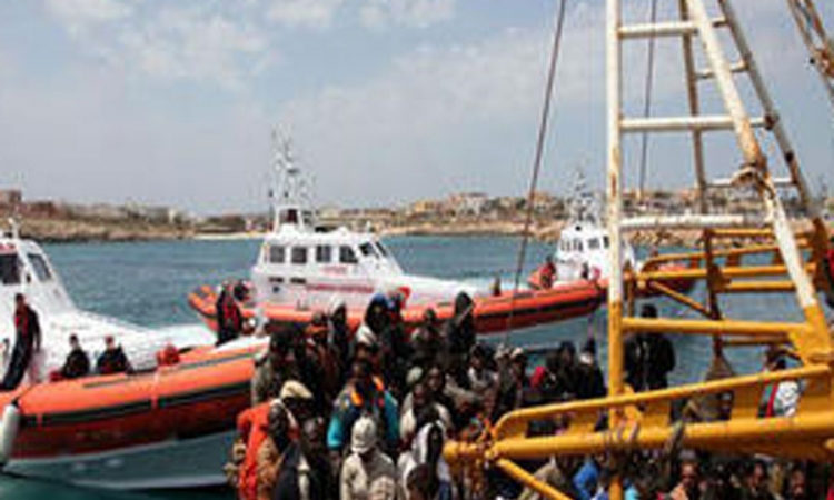 Preminulo najmanje 25 migranata