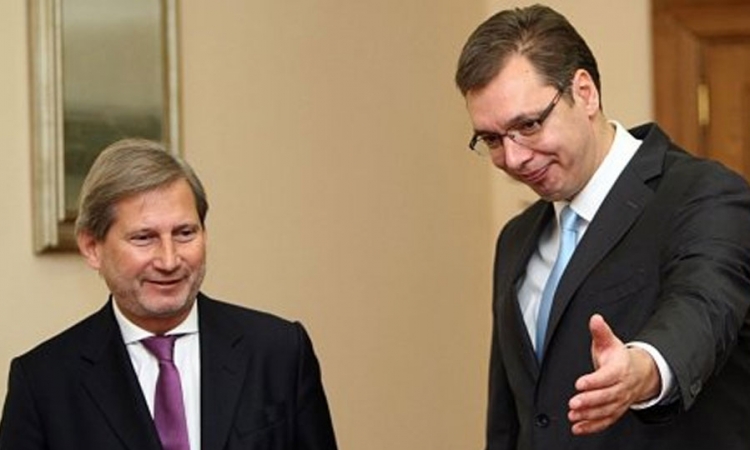 Vučić se sastao sa komesarom Hanom