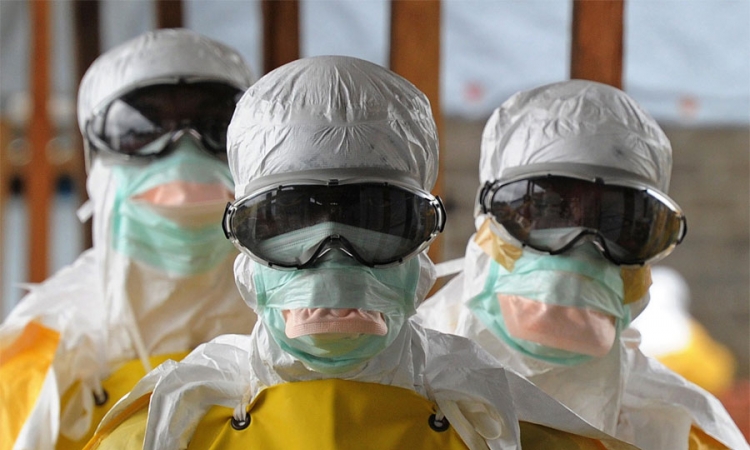SAD povlače pomoć iz Afrike jer se ebola povlači