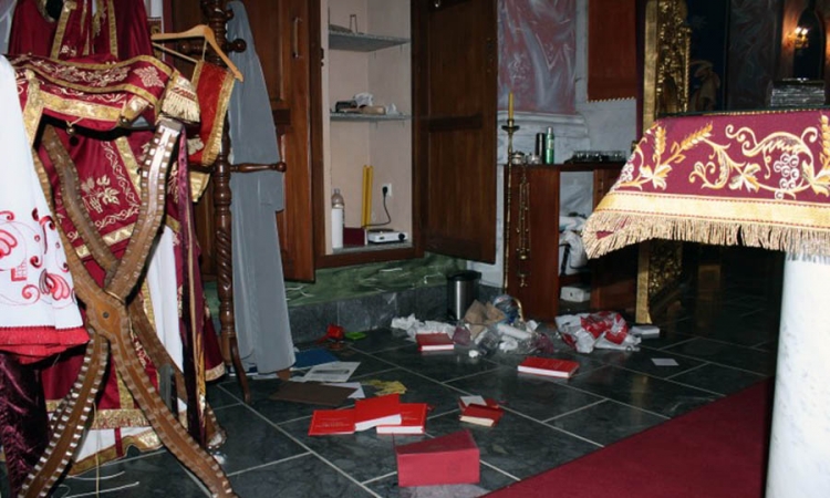 Oskrnavljen i opljačkan pravoslavni hram u Karlovcu