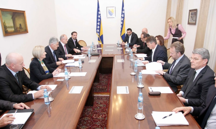 Izetbegović: Komšić ne treba da se ljuti