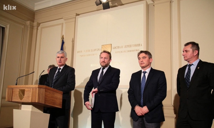 Završen sastanak lidera stranaka, sporno jedno ministarstvo i jedno mjesto zamjenika