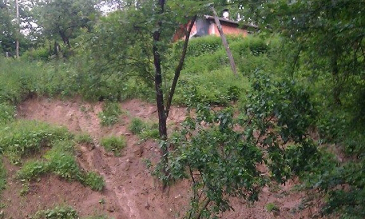 Aktivirano 14 klizišta