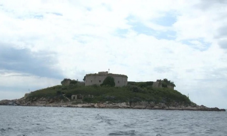 Crnogorci dali ostrvo u zakup na 49 godina