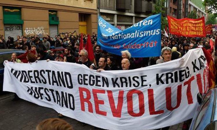 Petina Nijemaca želi revoluciju