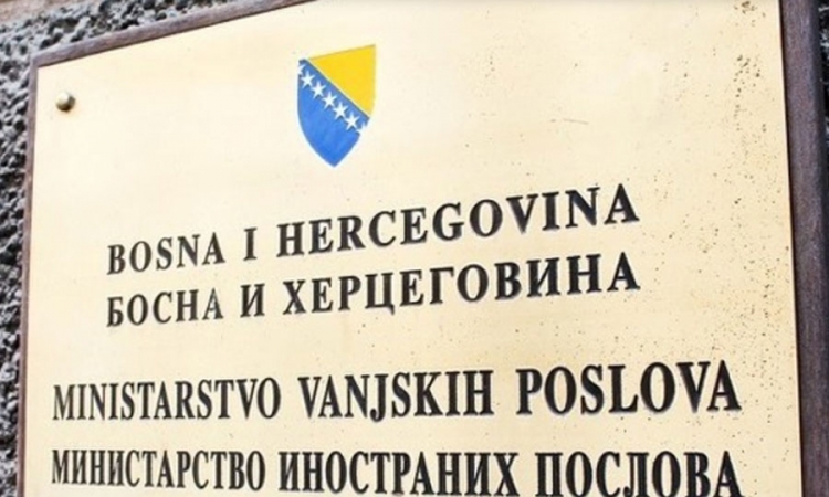 Blagajnik MSP-a BiH opljačkan dok je prenosio 50.000 KM bez osiguranja
