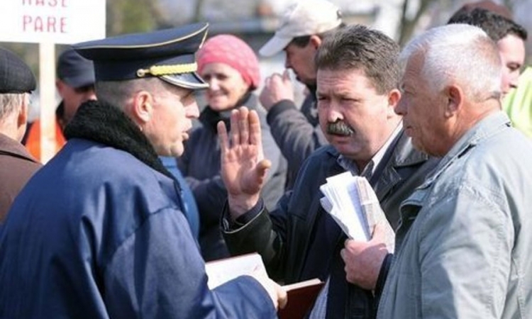 Odgođeno podnošenje prijave, novi pokušaj uspostavljanja dijaloga