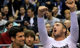 Nole, Viktor i Zimonjić prate derbi meč Zvezde i Partizana