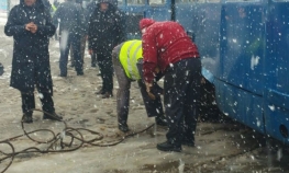 Tramvaj na Skenderiji vraćen u šine