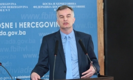 Lijanovića udario pištoljem u glavu