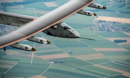 Poletio avion na solarnu energiju   