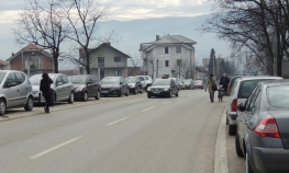 Trotoari na Paprikovcu postali parking