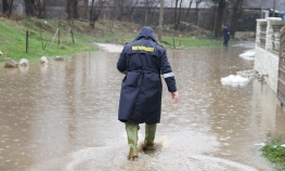 Poplave i klizišta ugrožavaju domove 